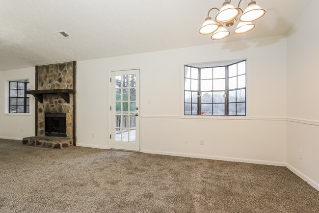 Photo - 9370 Woodloop Ct