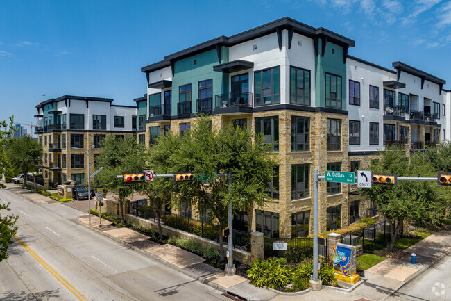 Building Photo - Ashton on West Dallas Rental