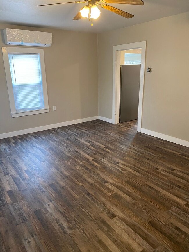 Photo - Gem Located In Central Selah; Spacious 2-B...