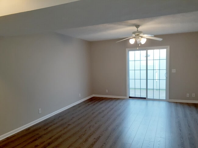 Photo - 1305 Milwalkee Ct