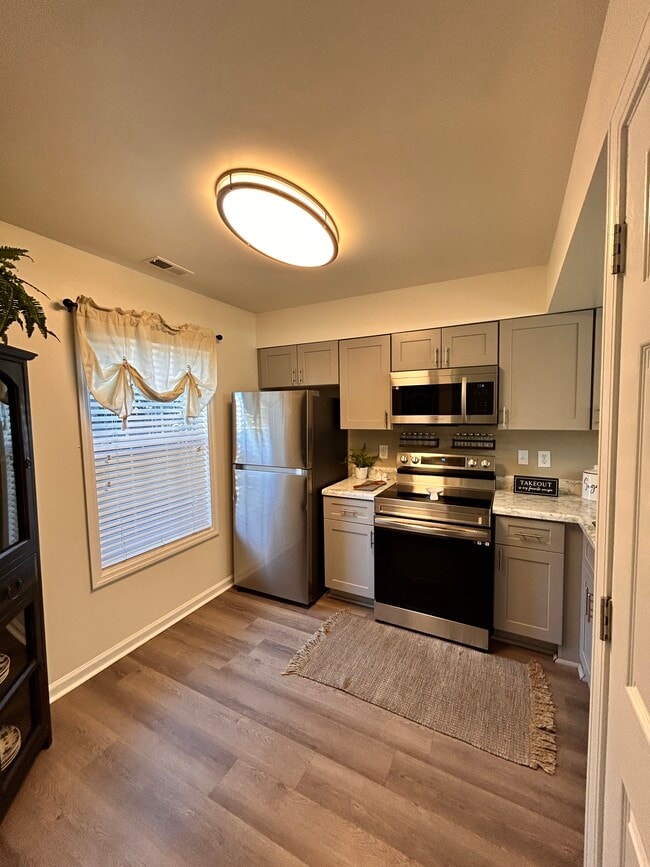 Photo - 1277 Fords Pointe Cir