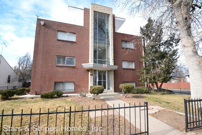 1695 Clinton St Apartment For Rent In Aurora Co Forrent Com