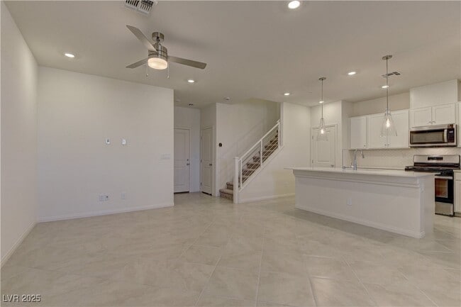 Photo - 2783 Abrantes Pl