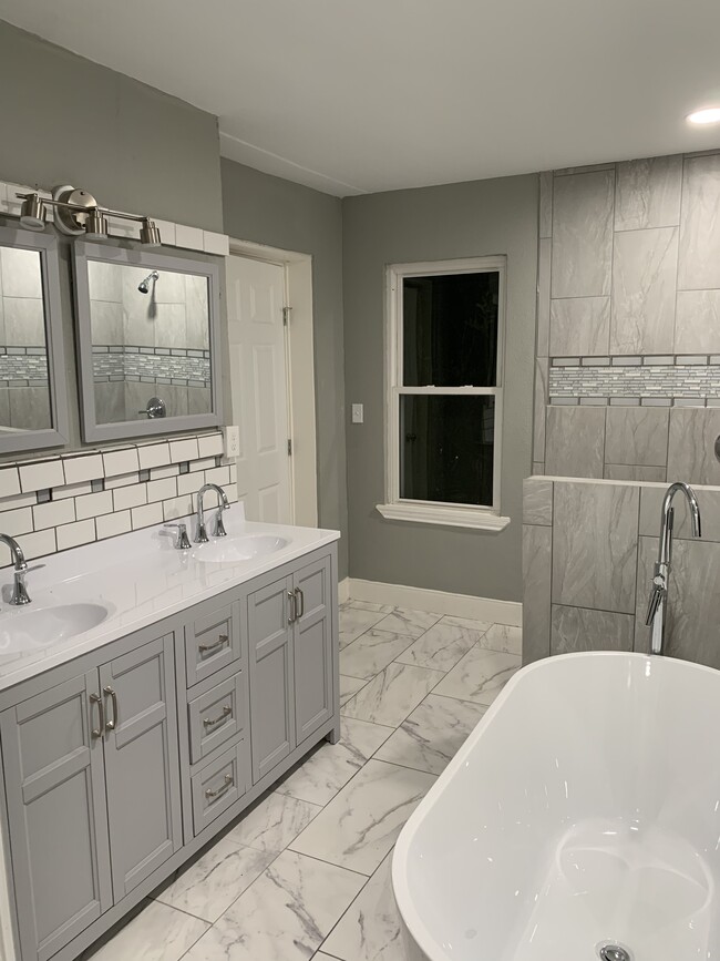Stunning Master Bathroom