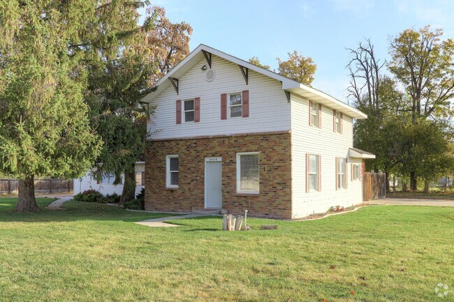 Building Photo - Dewey Duplex Unit 2320 E Dewey Lane Rental