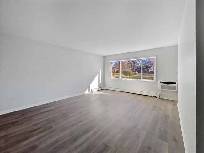 Photo - 600 McKinley Ave Unidad 304