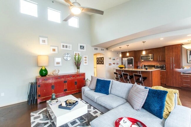 Photo - 41 Waller St Unit 308