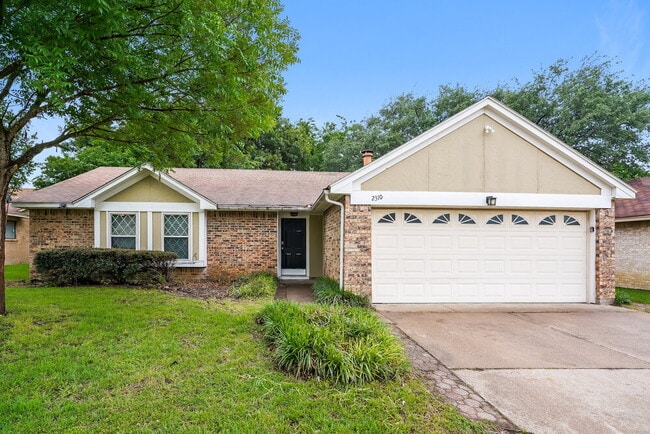 Building Photo - 2310 Overbrook Dr