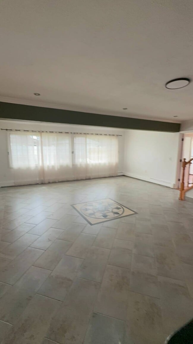 Photo - 20 Basket Ln