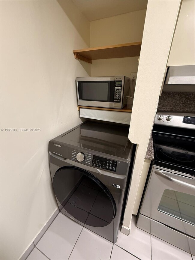 Photo - 5033 NW 7th St Unit 408