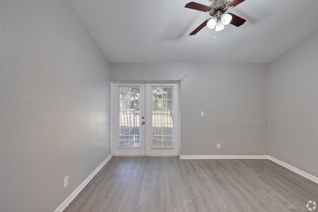 Woodside Villas Apartments