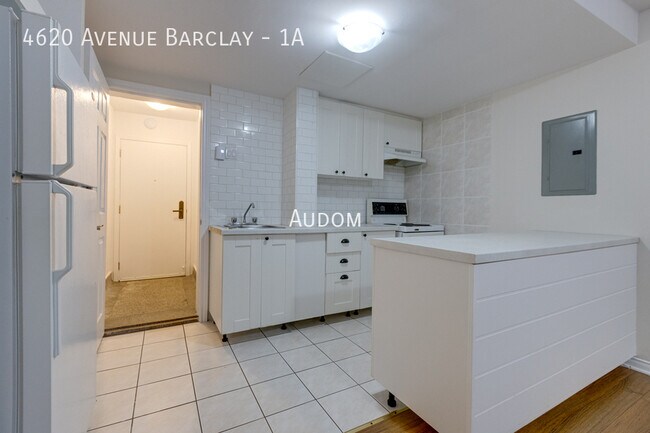 Photo - 4620 Av. Barclay Unité 1A