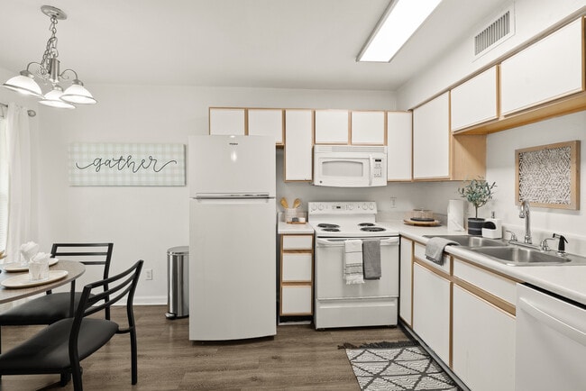 Photo - Villa Reanna Apartments