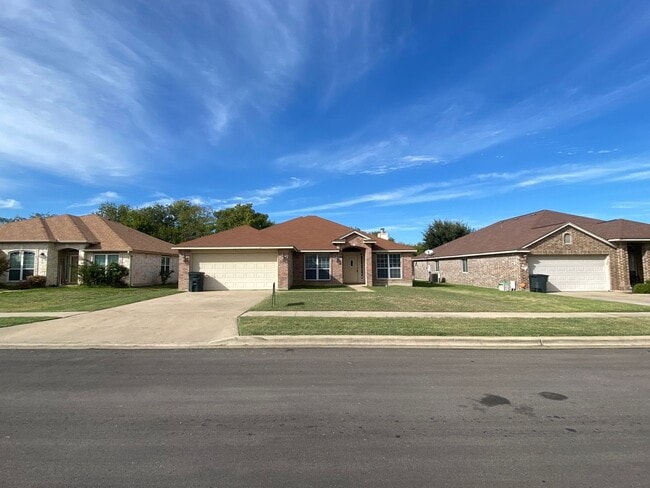 Great Location Wonderful Home - Great Location Wonderful Home