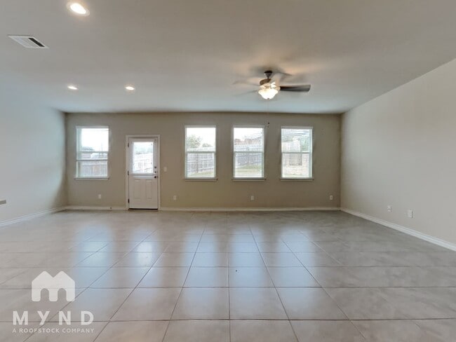 Photo - 1332 Eagle Ridge Trail