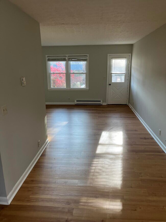 Photo - 125 Atwood Dr Unit 4