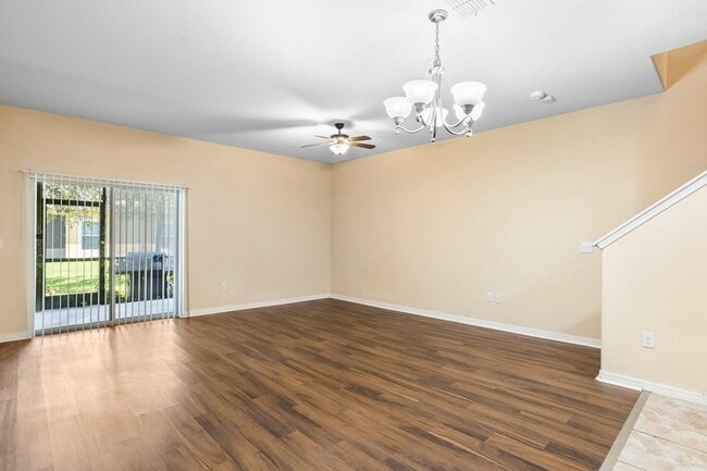 Photo - 2044 Hawks View Dr