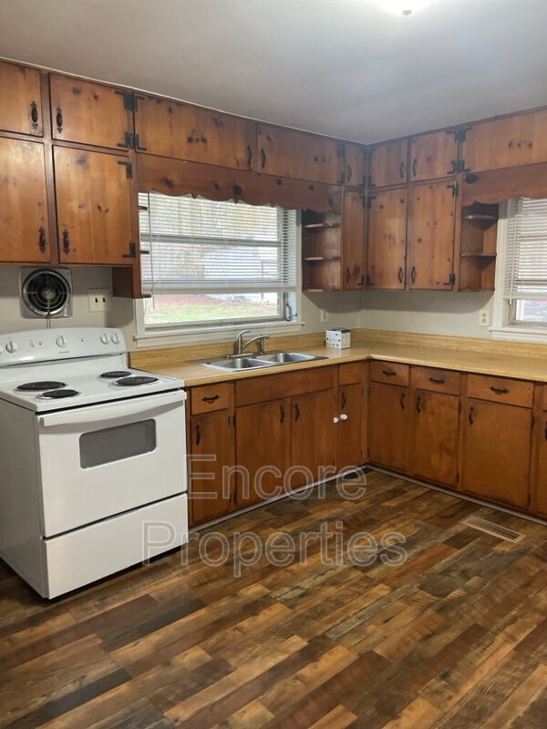 Photo - 2222 McKnight Mill Rd