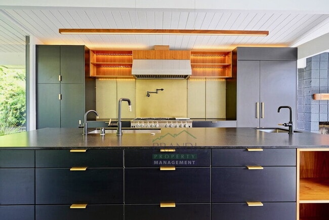 Photo - 18 Anchorage Ct