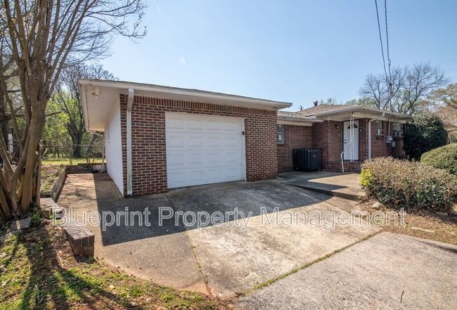 Building Photo - 1501 21st St SW