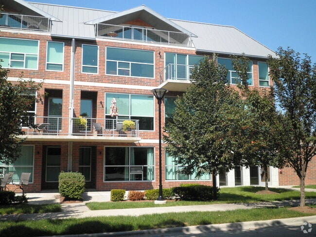 Building Photo - 300 Hamilton St Unit 301 Rental