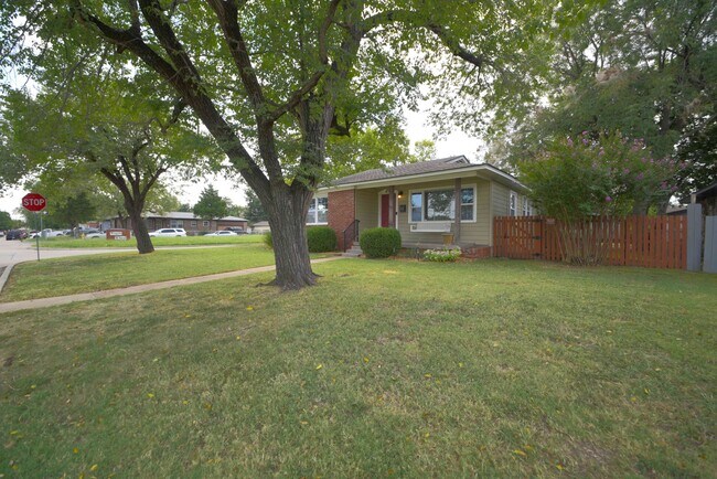 Photo - 10 S 106th E Pl