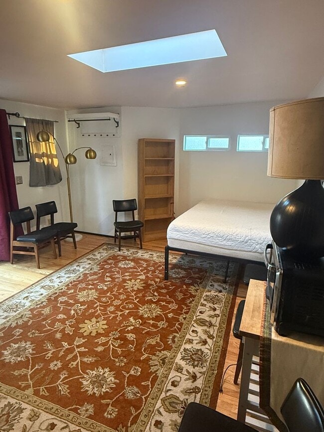 Photo - 4106 Walnut St Unit Studio