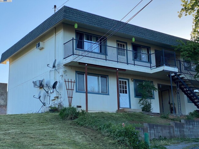 Photo - 17 Raggio Rd