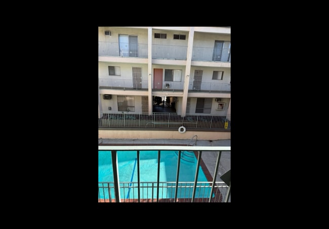 Photo - 6841 Coldwater Canyon Ave Unit 6841 coldwater Canyon  21