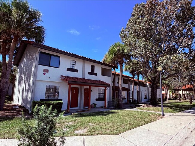 Photo - 10260 Turkey Lake Rd Unidad 149