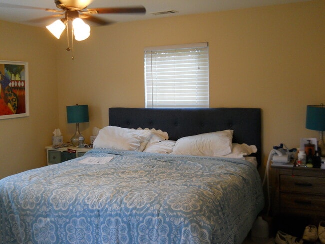 Photo - 631 Hapsfield Ln Unidad 206