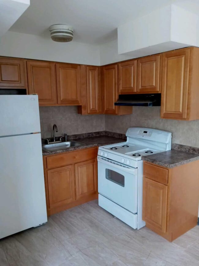 Photo - 1924 Faunce St Unit A5