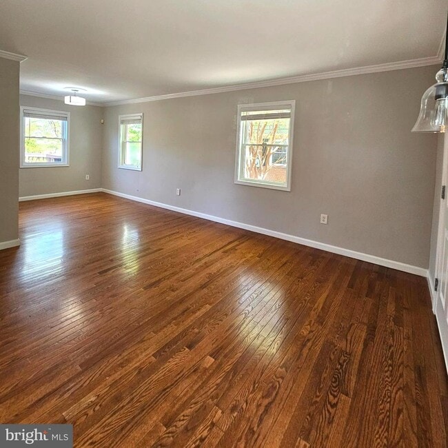 Photo - 2214 Arlington Terrace