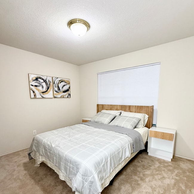 Photo - 2817 Megan Ln