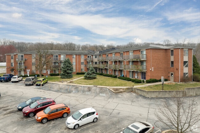 Stonecrest Apartments