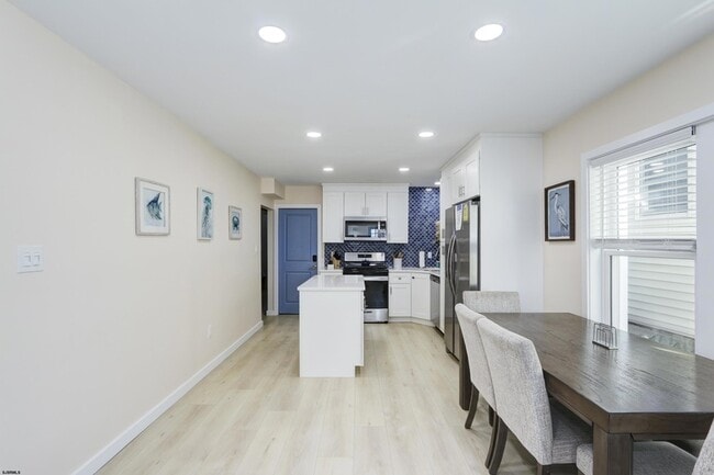 Photo - 125 N Wissahickon Ave