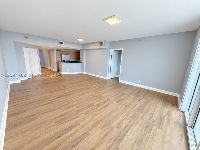 Photo - 14951 Royal Oaks Ln Unit 1804