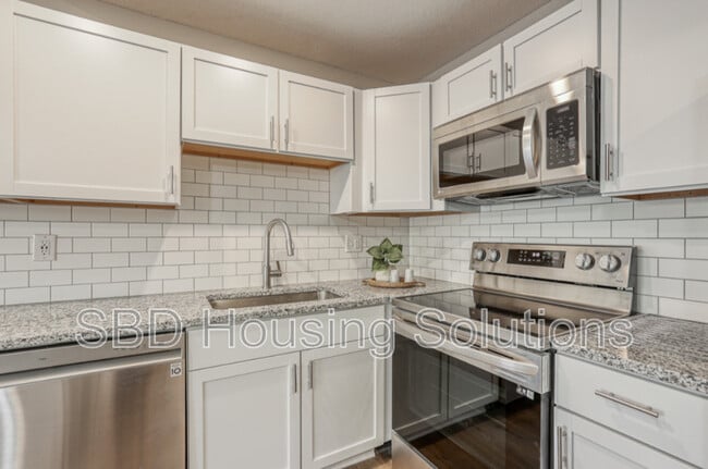Photo - 2921 S Harvard Ave