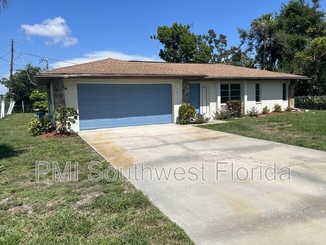 Photo - 1578 Adrian St