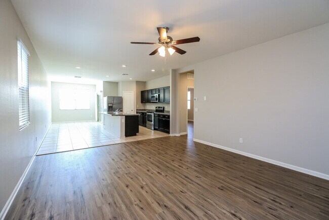 Photo - 4517 E Gagarinite Ln