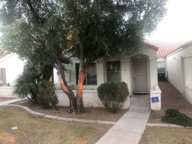 Building Photo - 2 bedroom home for rent