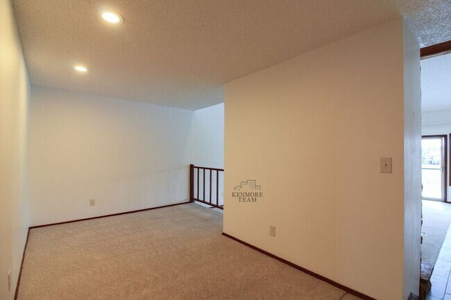 Photo - 279 Gage Blvd