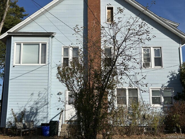 Building Photo - 2799 Grand Ave Unit 2 Rental