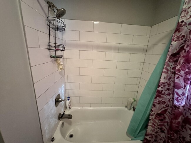 Photo - 524 S Holly St Unidad 1