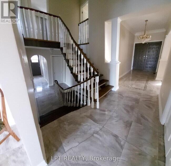 Photo - 40 St Andrews Blvd