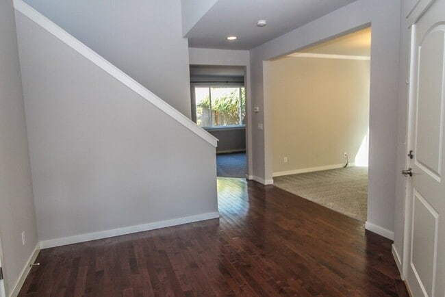 Photo - 319 204th St SE