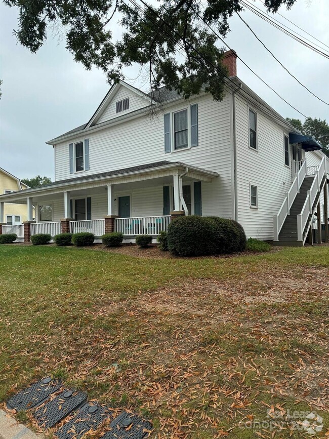 Building Photo - 307 S Main St Unit D Rental