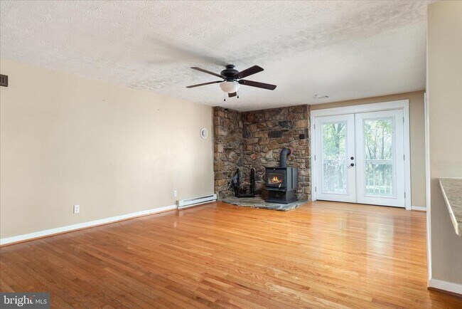 Photo - 716 Gafia Lodge Rd