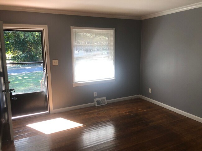 Photo - Pet-friendly! Freshly updated!  Cute as a button, one-story home! Move-in Ready Now!!