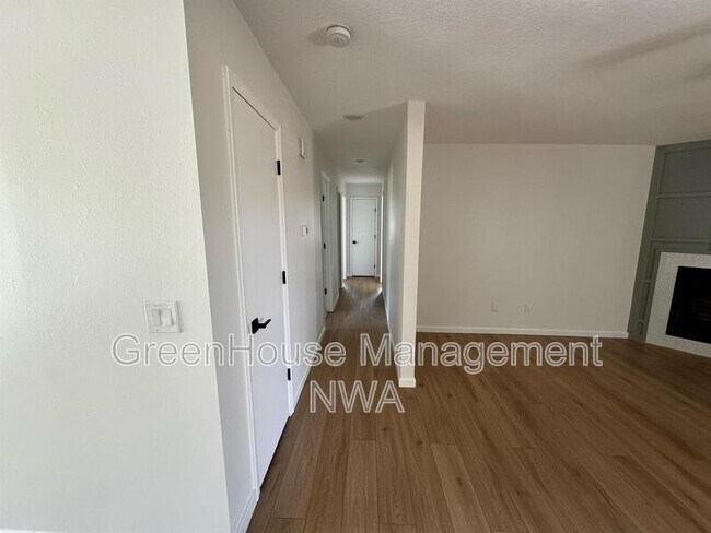 Photo - 2202 SE 16th St